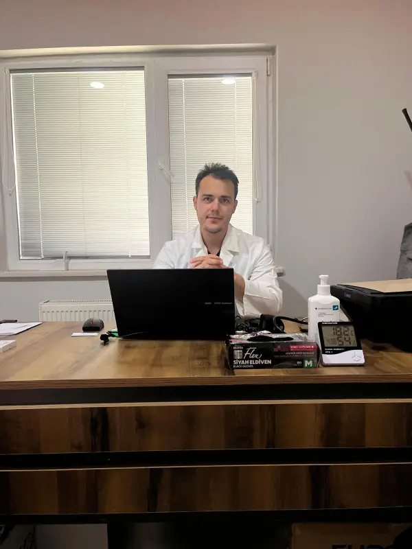 DR. ARDA TUNALI 